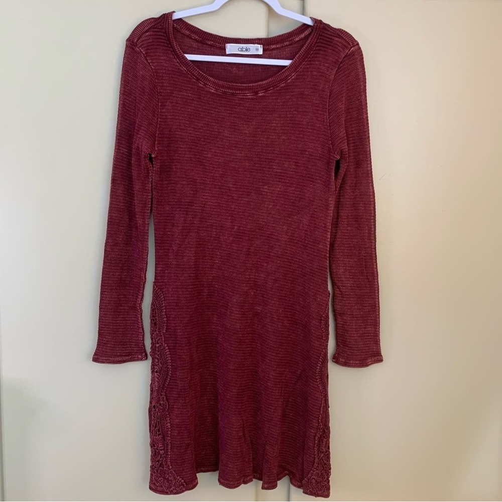 Able Maroon Thermal Knit Fit & Flare Long Sleeve Sweater Dress women’s size M - Picture 8 of 11